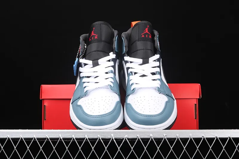 All categories Air Jordan Jordan series basketball shoes Air Jordan 1 Mid FaceTasm x Air Jordan 1 AJ1 Joe 1 cooperation mid-top light luxury gray blue CU2802-100